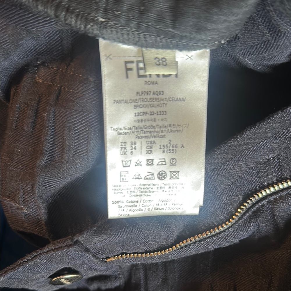 Fendi Women's Black Jeans - image 4